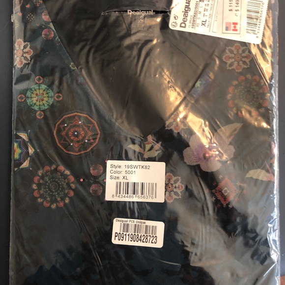 Desigual NWT Size XL, Still in Package - Picture 3 of 4